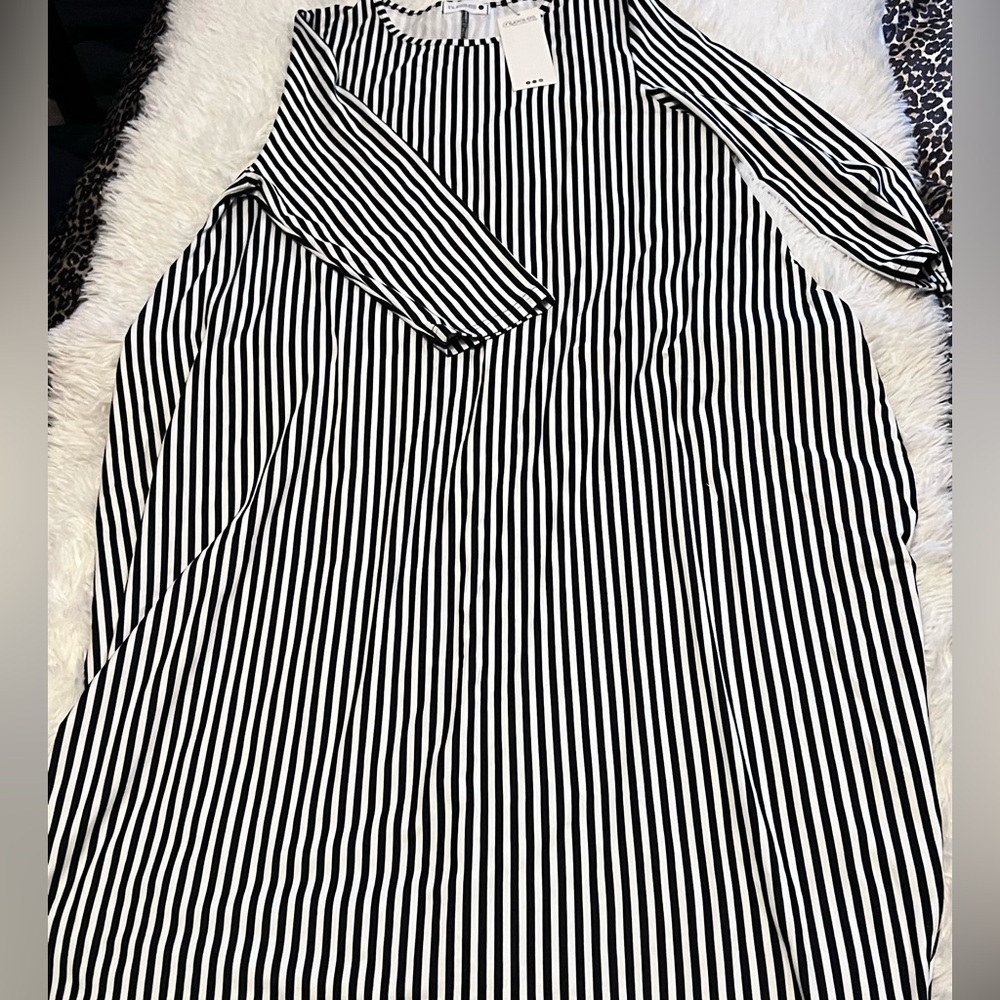 Striped Bubble dress - Picture 4 of 5